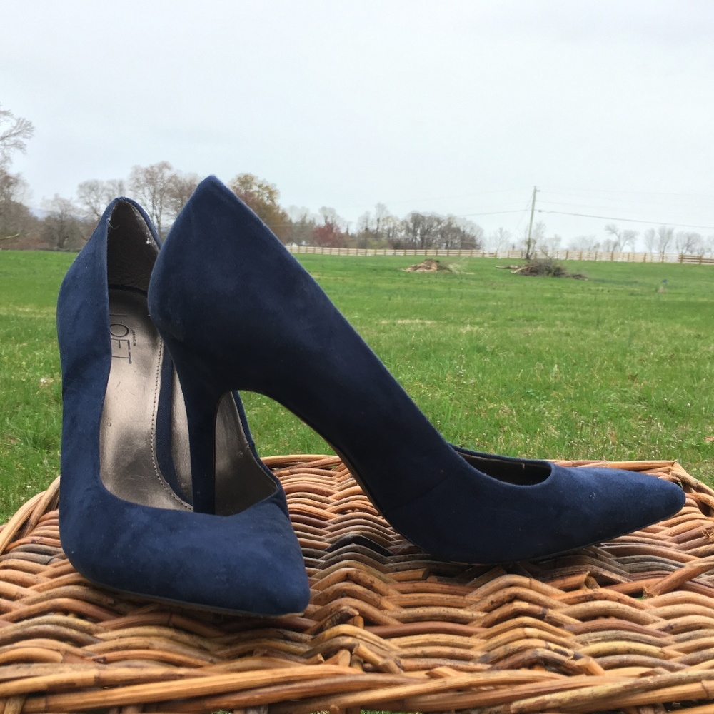 Anne Taylor Loft Navy Blue Pointed High Heels